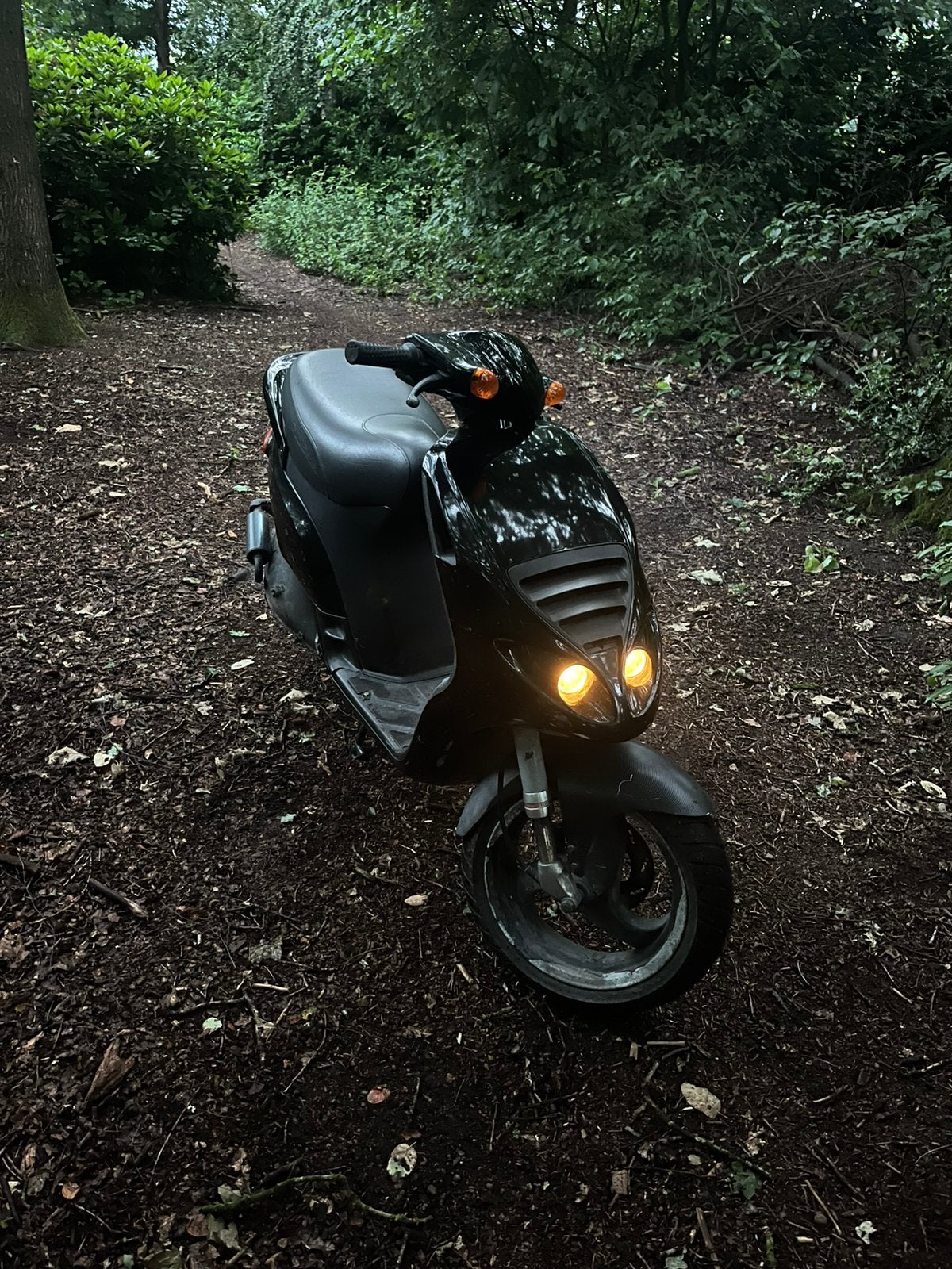 Piaggio nrg mc1, Fietsen en Brommers, Scooters | Piaggio, Zo goed als nieuw, NRG, Ophalen