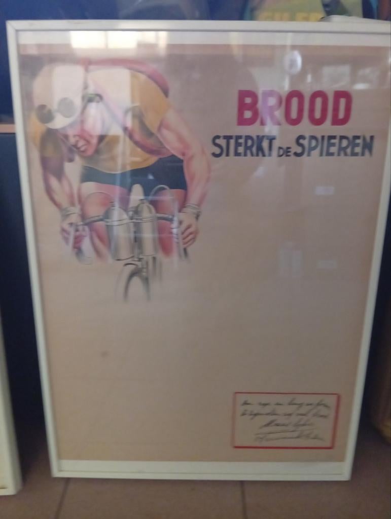 Oude Wielrenners affiche brood strekt de spieren, Enlèvement