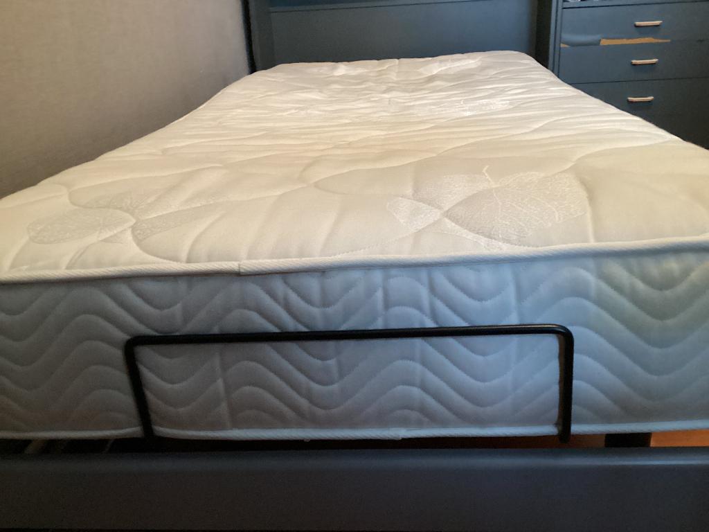 Matelas ergonomique Revor, Maison & Meubles, Chambre à coucher | Lits boxsprings, 90 cm, Enlèvement, 200 cm, Blanc