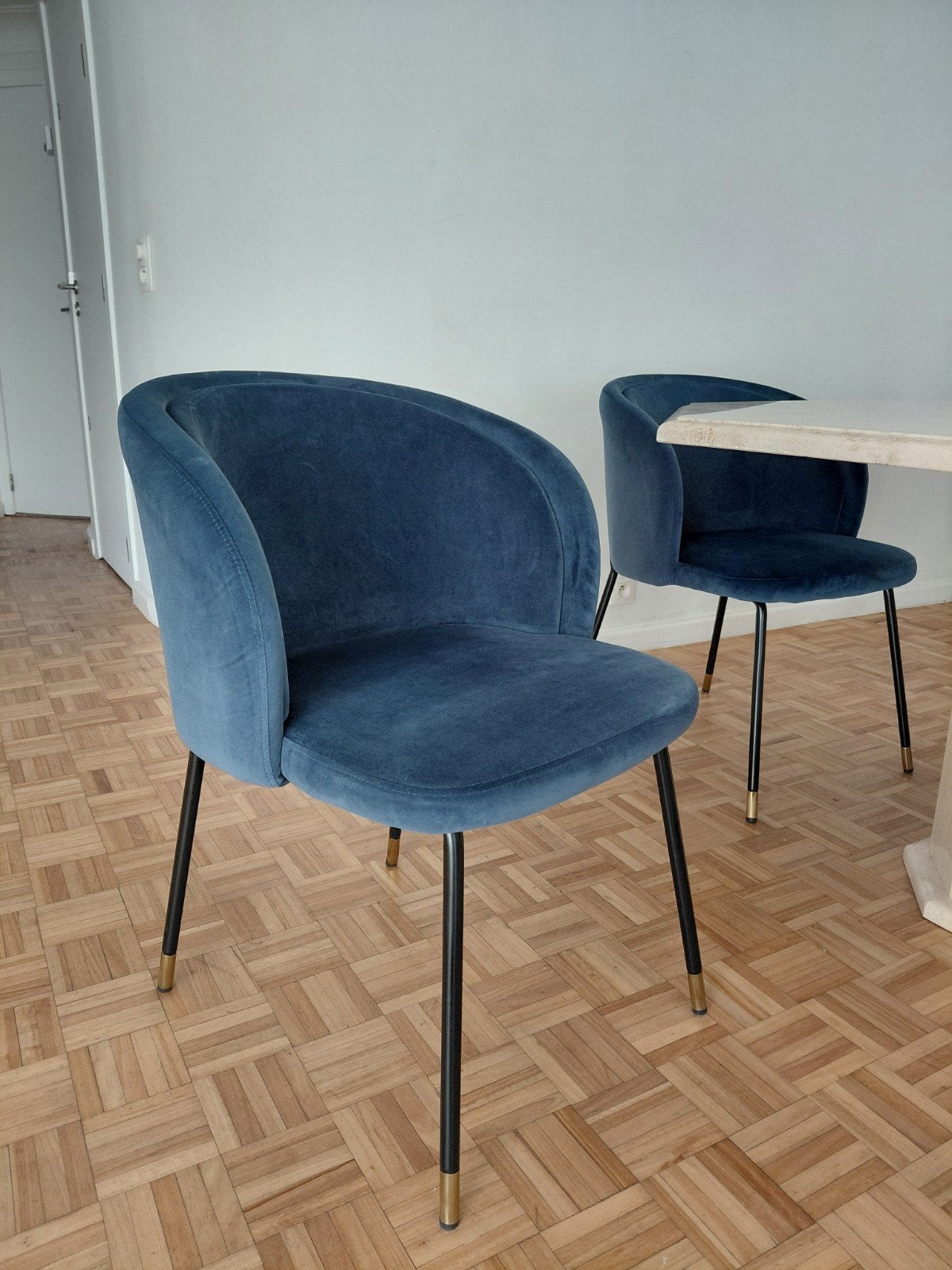 6 donkerblauwe fluwelen eetkamerstoelen, Huis en Inrichting, Stoelen, Ophalen