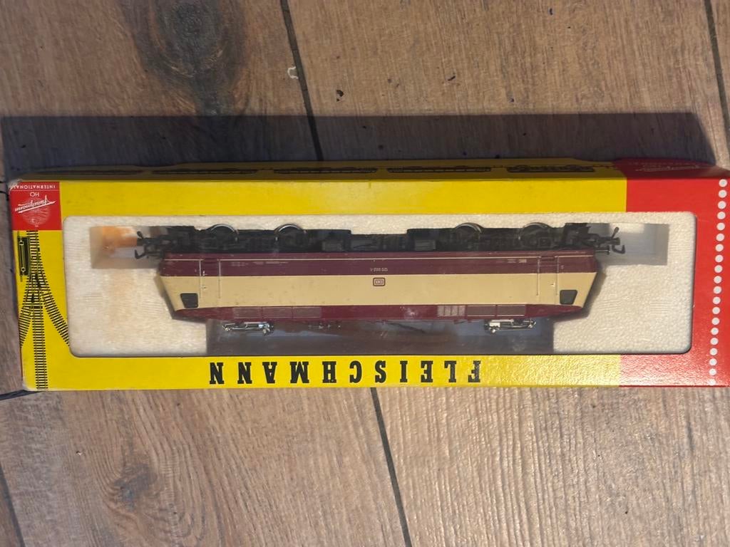 Fleischmann trein, Hobby en Vrije tijd, Ophalen of Verzenden, Zo goed als nieuw, Locomotief, Fleischmann
