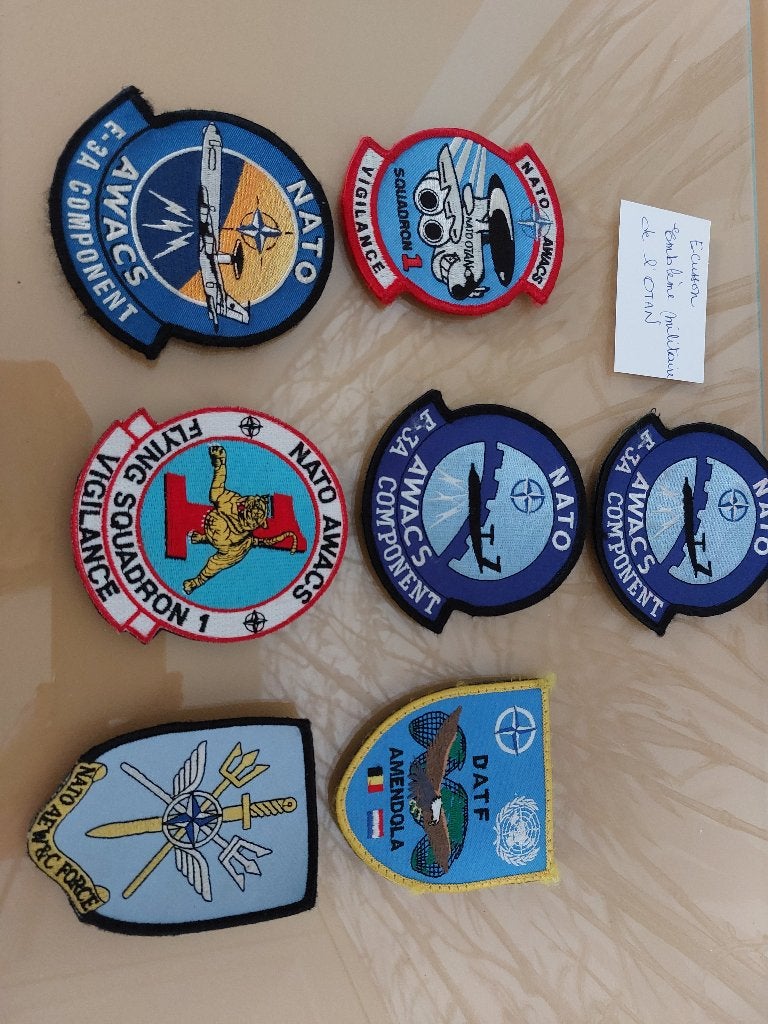 7 patches met het militaire embleem van de NAVO, Ophalen of Verzenden, Luchtmacht, Embleem of Badge