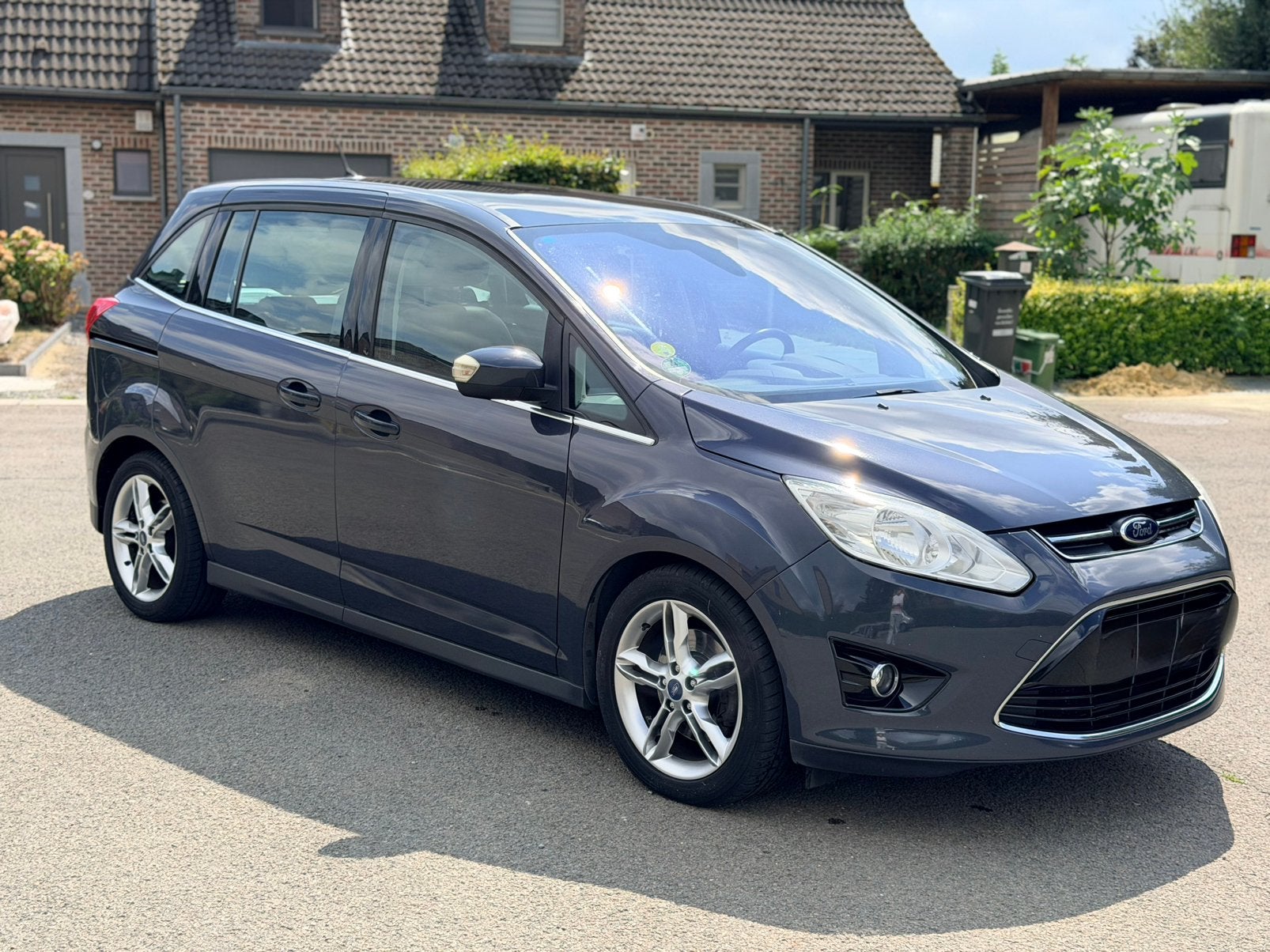 Grand C-Max 1.6 TDCI CARPASS GARANTIE TOIT PANO, Autos, Ford, Cuir, Achat, Entreprise, Boîte manuelle