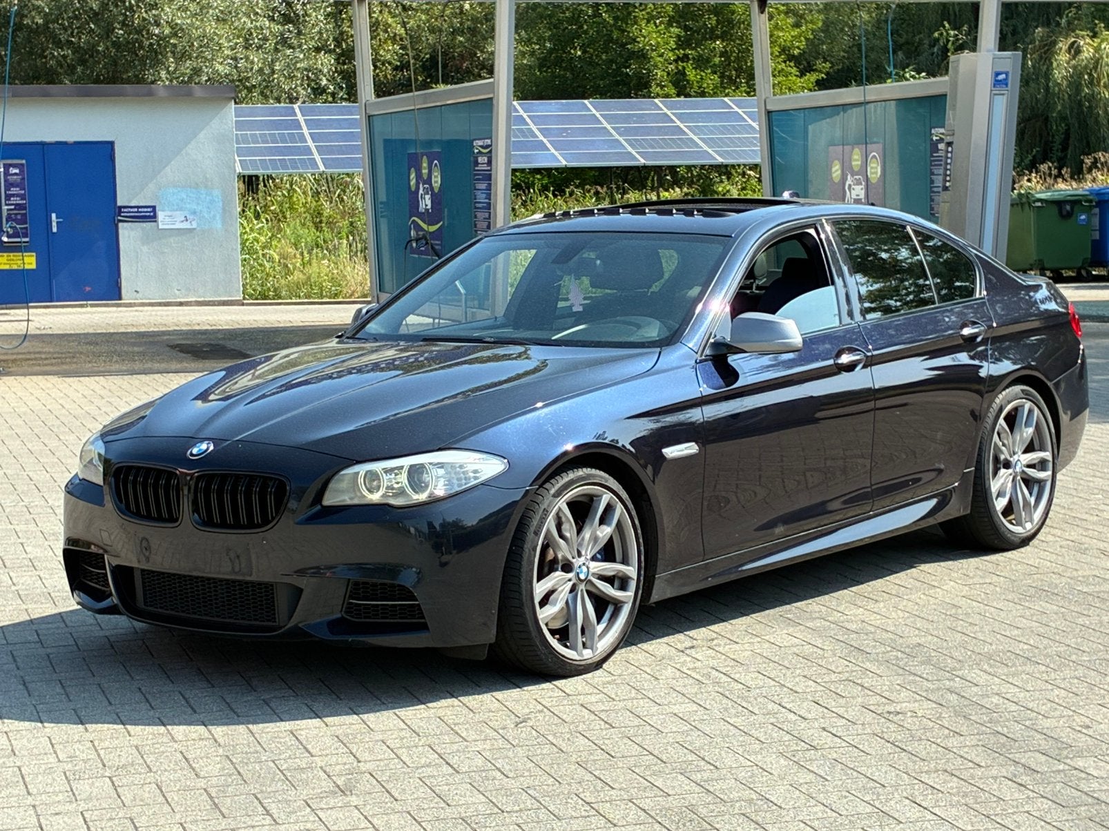 Bmw 550D M, Autos, BMW, Cuir, Euro 6, Entretenue par le concessionnaire, Noir