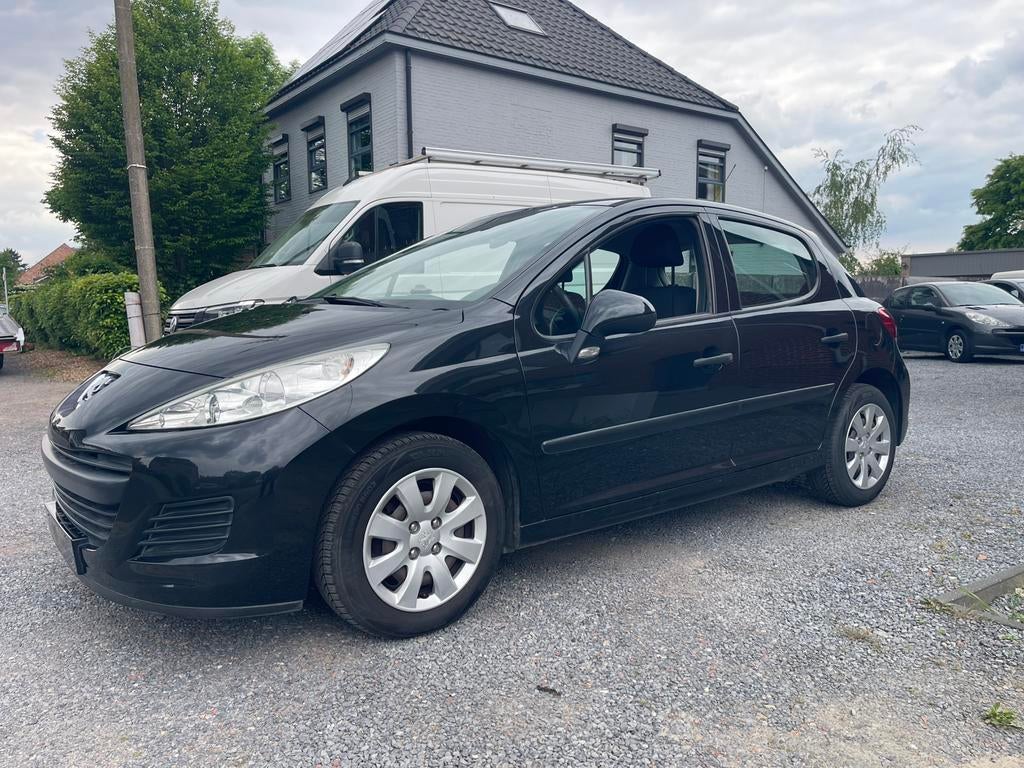 Peugeot 207 1.4i Benzine,5 deurs,1e eigenaar+boekje,..., Auto's, Euro 5, 1360 cc, 4 cilinders, Zwart
