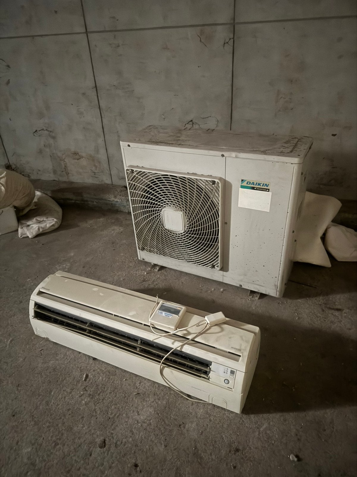 PROFESIONELE DAIKIN AIRCO MET BUITENUNIT, Elektronische apparatuur, Ophalen, Zo goed als nieuw
