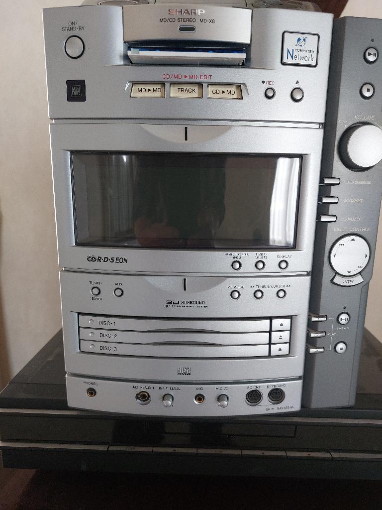 Muziek installatie, Ophalen, Sharp