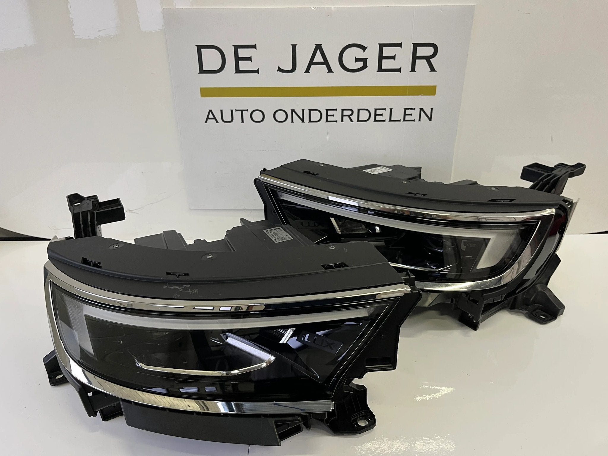 OPEL MOKKA B II LED KOPLAMPEN SET 9834016880 9834016680, Gebruikt, Opel Automobile GmbH, Kontakt@opel-infoservice.de, Opel