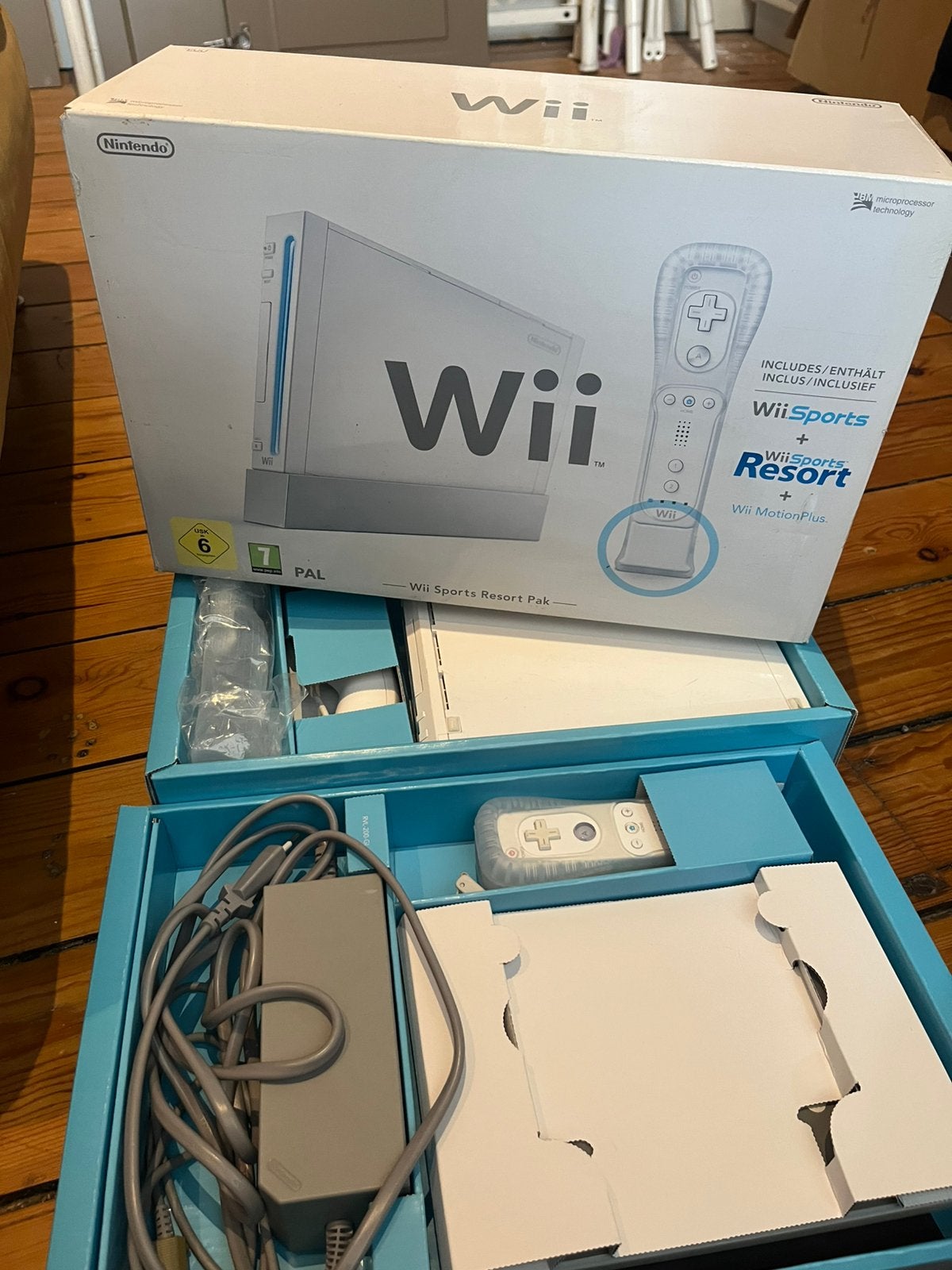 Wii console dans sa boite d’origine, Enlèvement, Comme neuf