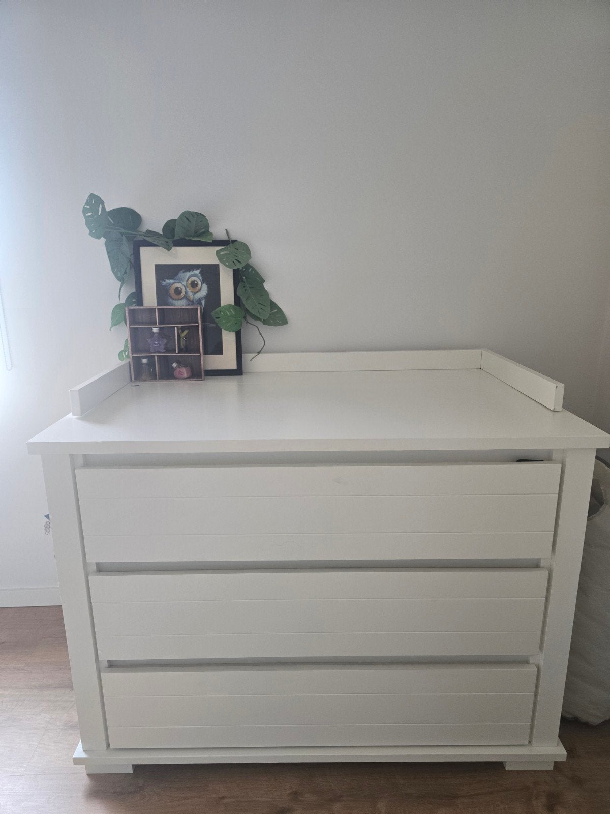 commodekast/verzorgingstafel + kleerkast (babykamer ), Ophalen, Zo goed als nieuw, 3 of 4 laden, 150 tot 200 cm