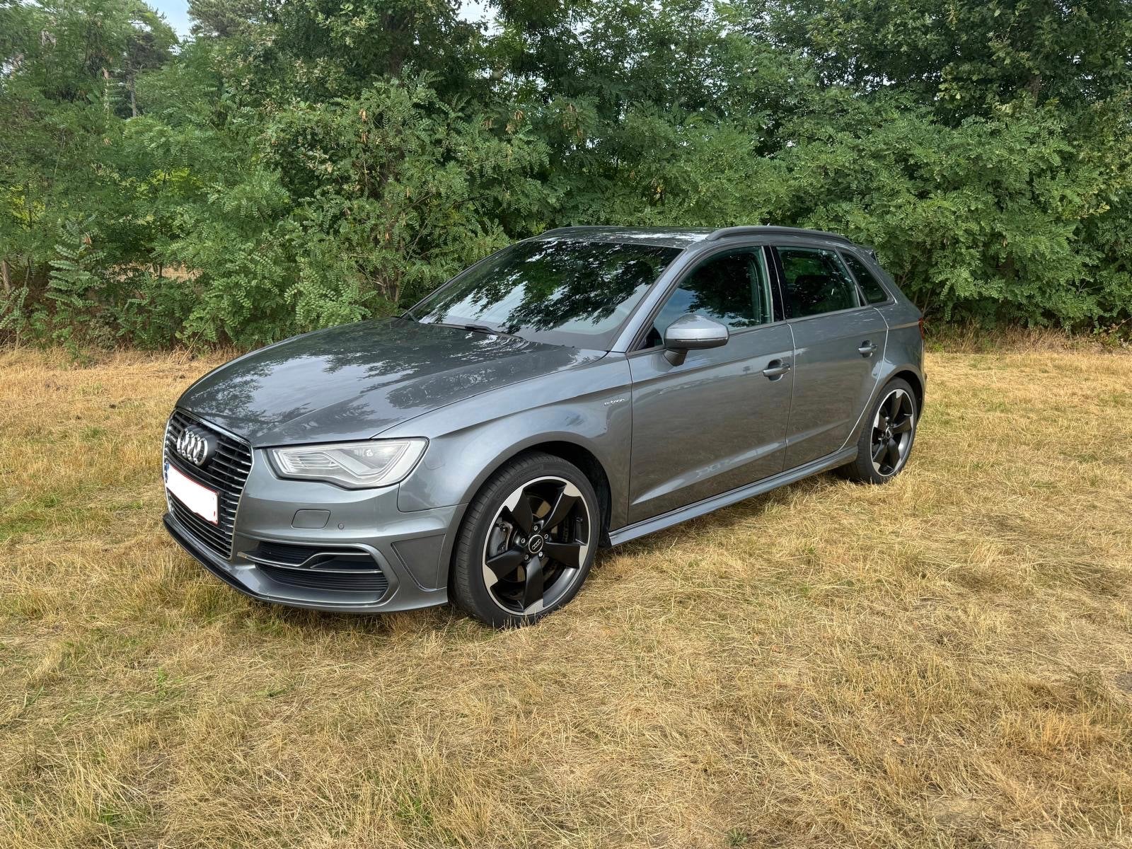 Audi A3 SPORTBACK E-TRON S-line, Auto's, Audi, Adaptive Cruise Control, 4 cilinders, Leder, 1395 cc