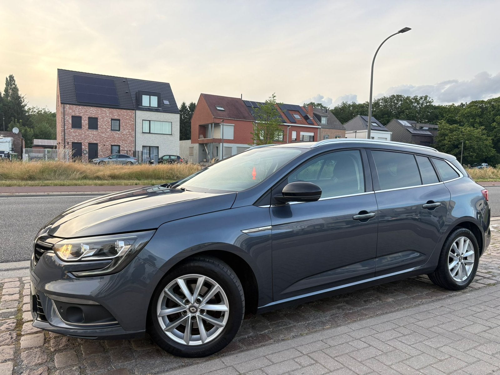 Renault Megane | 12 M Garantie | 79 Dkm | Benzine | 2018 |, Achat, Euro 6, Entreprise, Garantie prolongée
