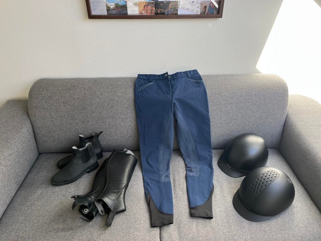 set paardrijdspullen, Vêtements | Femmes, Taille 38/40 (M), Comme neuf, Enlèvement, Autres types