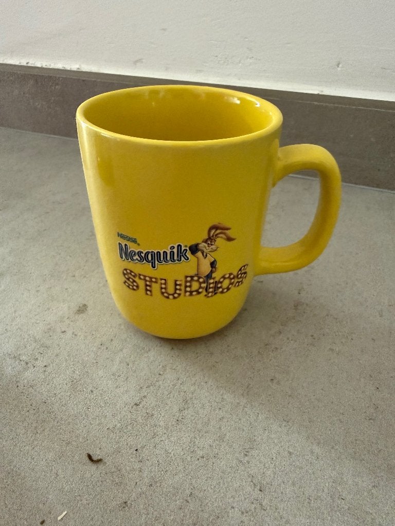 Mug Nesquik jaune, Huis en Inrichting, Ophalen of Verzenden, Nieuw, Mok