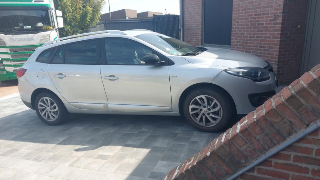 Renault Megane 1.2 Euro6b, Handgeschakeld, Grijs, Particulier, Parkeersensor