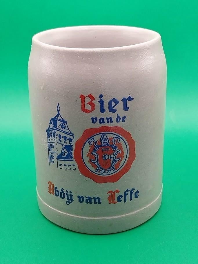 Van LEFFE bierpul, Ophalen of Verzenden, Leffe