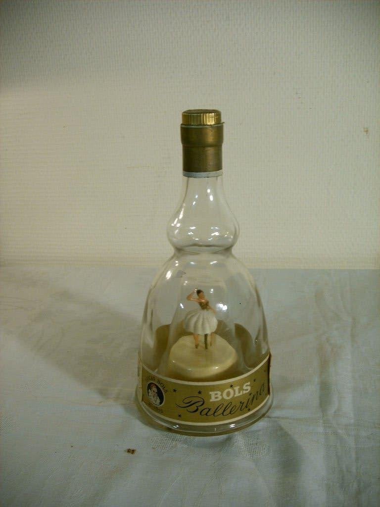 Bouteille Bols Ballerina, Enlèvement ou Envoi