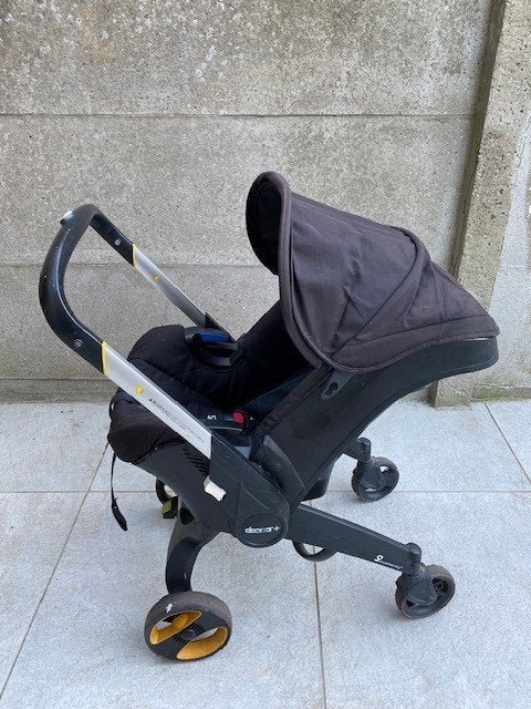 DOONA  Maxi-cosi / Buggy / autostoel  3 in 1, Enlèvement, Utilisé, Autres marques, Ombrelle