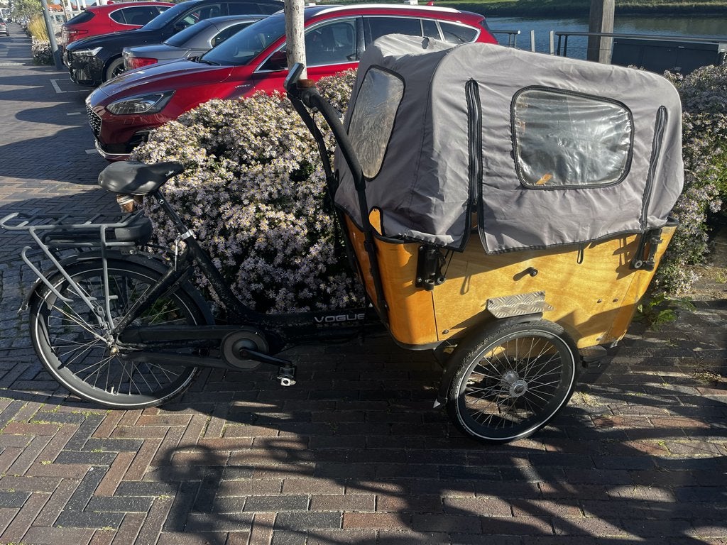 Bakfiets, Gebruikt, 3 kinderen, Elektrisch, Schijfrem