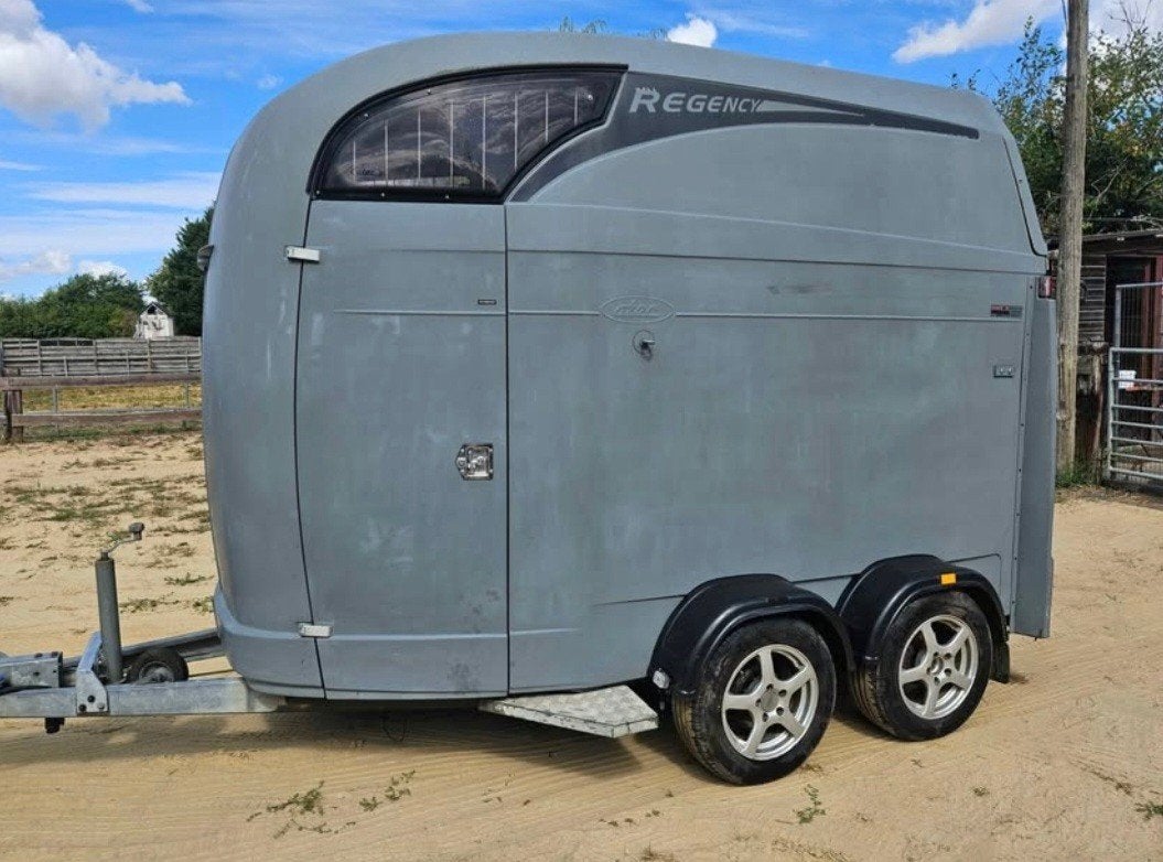 Van 2 chevaux polyester, Enlèvement, Comme neuf, Polyester, Remorque 2 chevaux