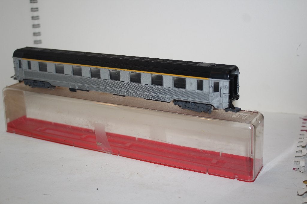jouef ho voiture alu sncf, Jouef, Wagon, Envoi, Courant continu