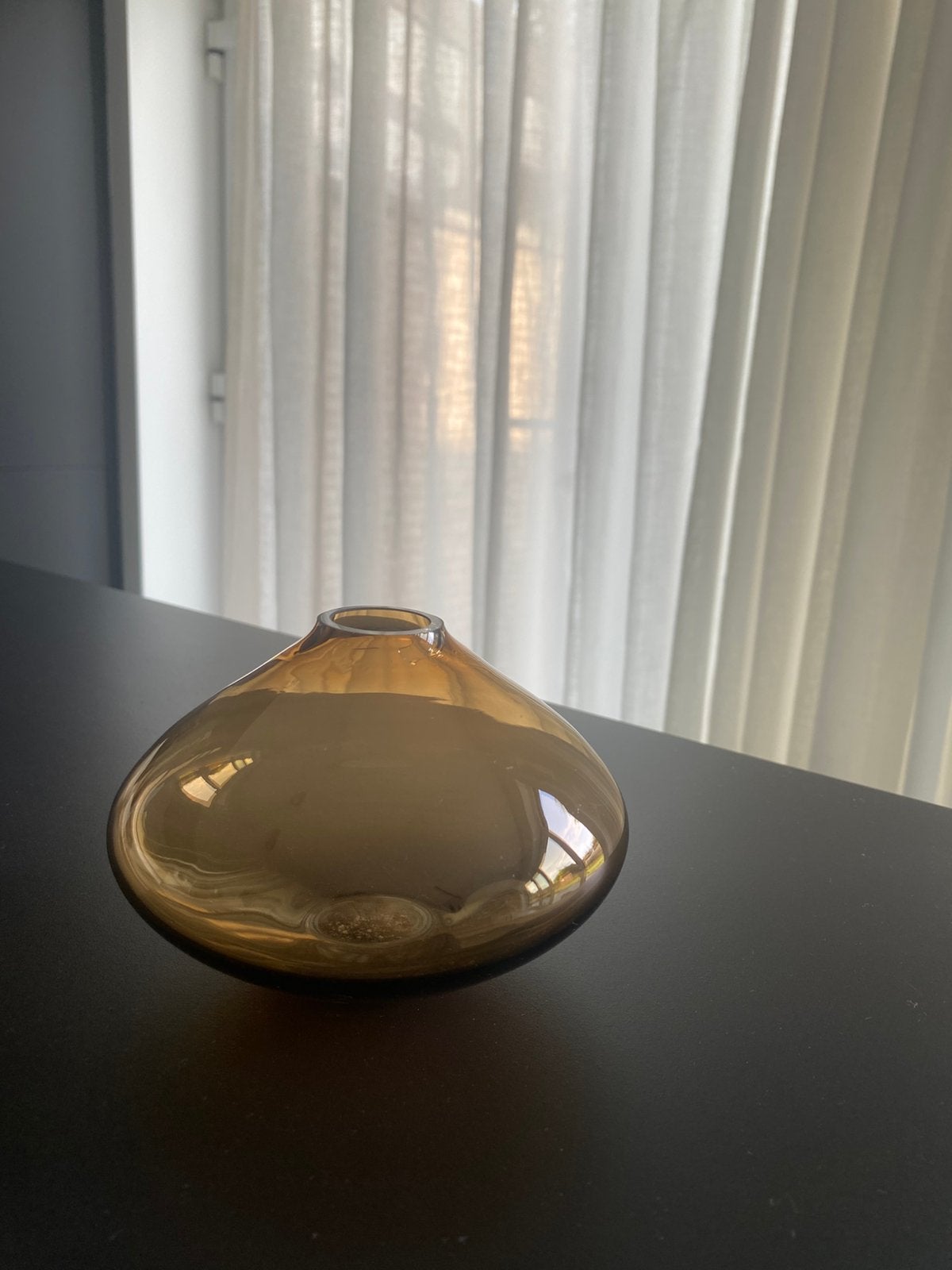 Glazen vaasje beige, Huis en Inrichting, Woonaccessoires | Vazen, Ophalen, Zo goed als nieuw, Beige