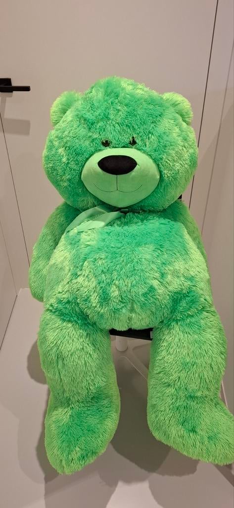 Ours en peluche géant, Enlèvement