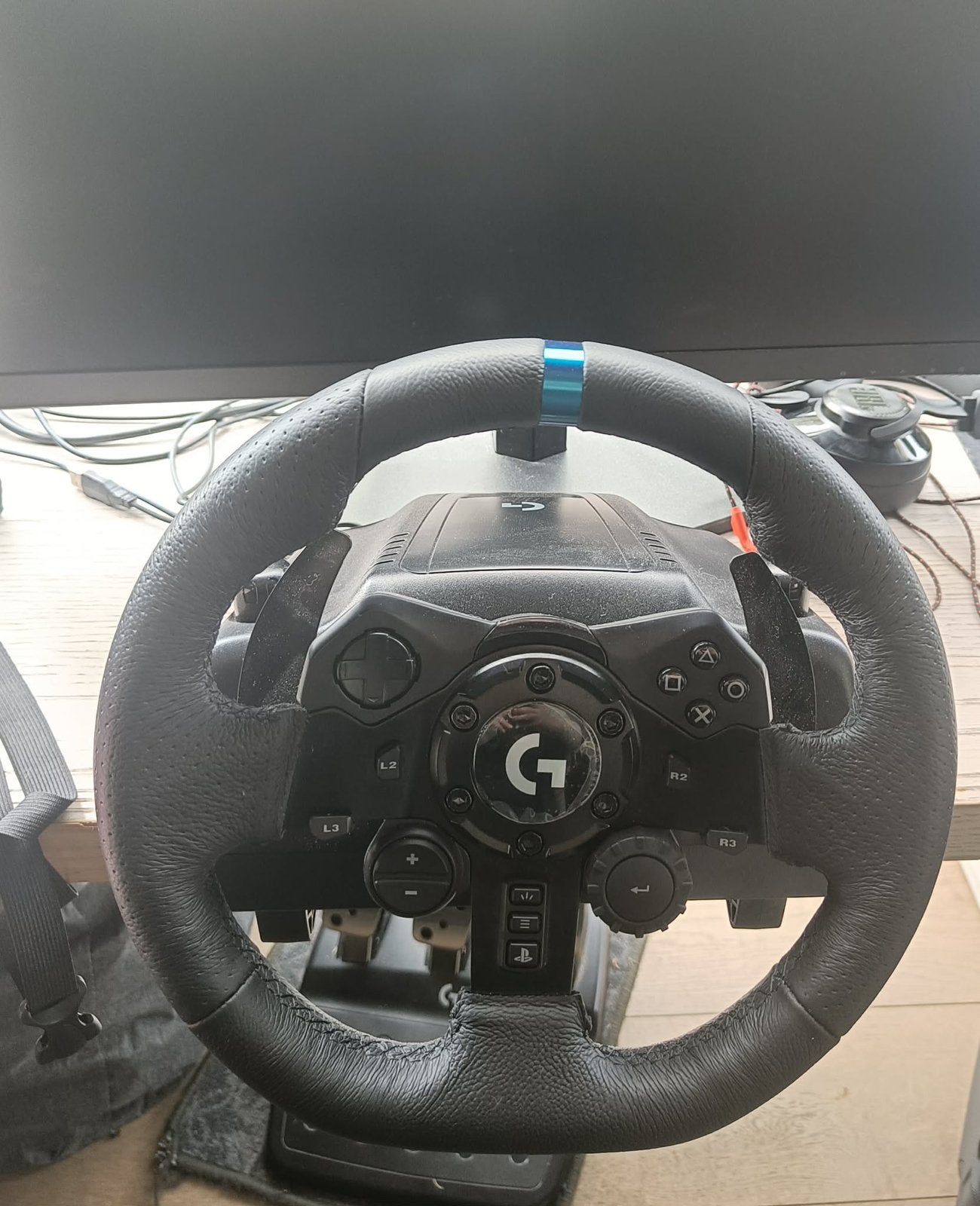 Logitec g923 drive stuur + pedalen 7maand oud, Games en Spelcomputers, Spelcomputers | Sony Consoles | Accessoires, Ophalen, Zo goed als nieuw