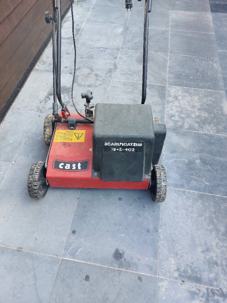 Scarificateur, Enlèvement, Comme neuf, Électrique