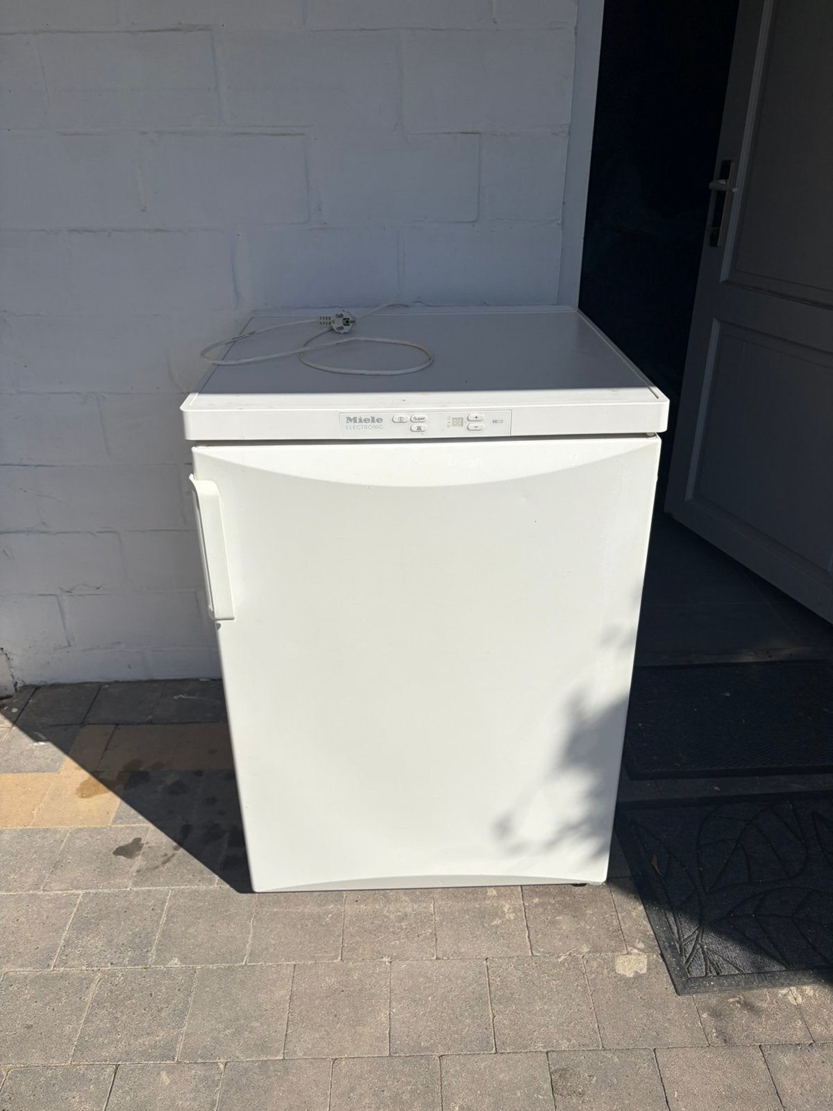 Congélateur Miele, Congélateur, 120 à 140 cm, 90 cm ou plus, Enlèvement