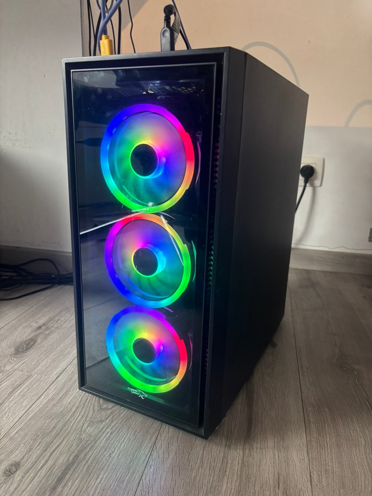 Gaming computer, Ophalen of Verzenden, Zo goed als nieuw, Gaming, SSD