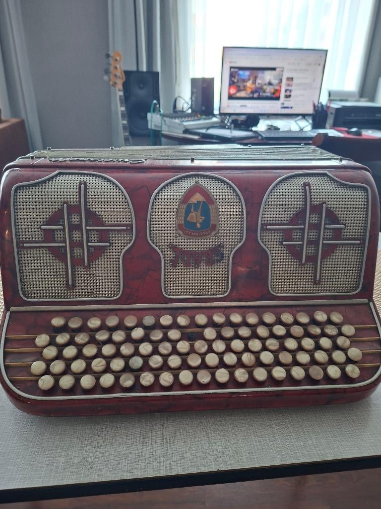 Crucianelli Accordeon, Musique & Instruments, Enlèvement, Utilisé