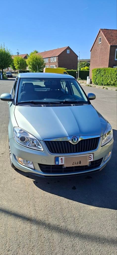 Skoda fabia 1.2 TSI, Autos, Achat, Carnet d'entretien, Automatique, Particulier