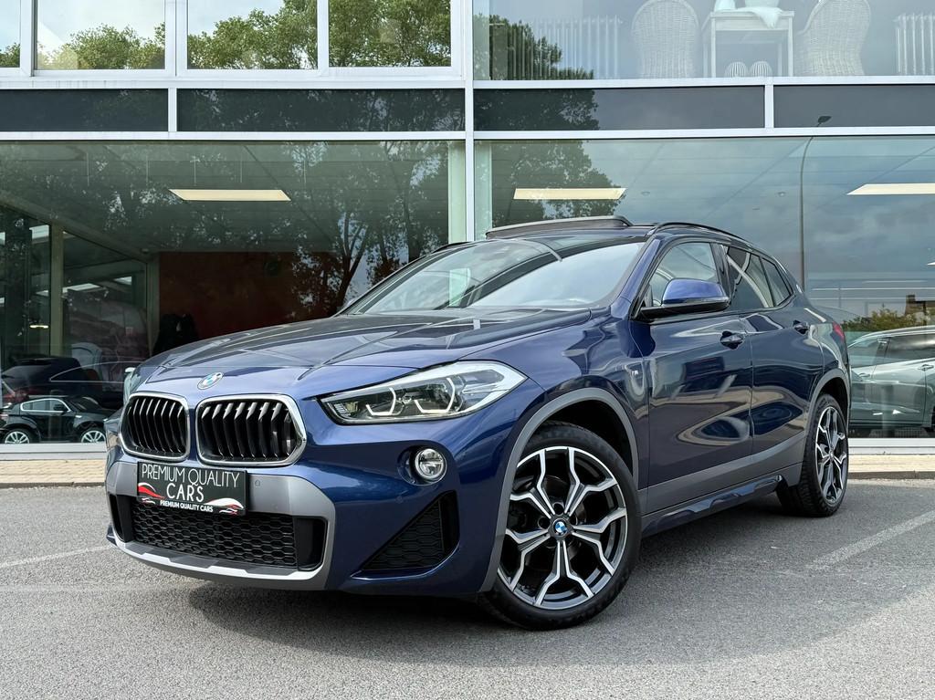 BMW X2 M PACK / PANO / TREKHAAK / HEAD UP DISPLAY / MEMORY S, Auto's, BMW, Gebruikt, Alcantara, Bedrijf, 5 zetels