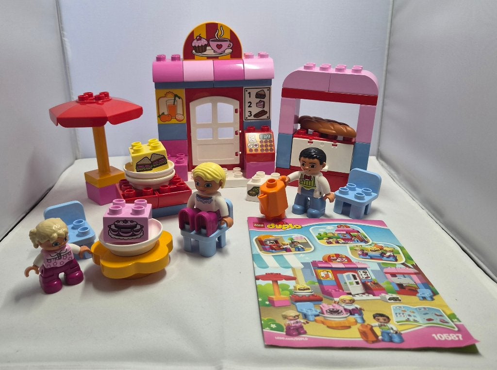 LEGO DUPLO 10587 - Café / Bakkerszaak (Compleet + Boekje), Gebruikt, Overige thema's, Ophalen of Verzenden, Compleet