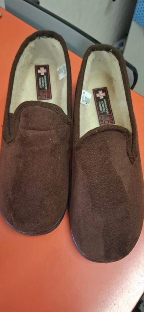 Warme heren pantoffels maat 43, Ophalen