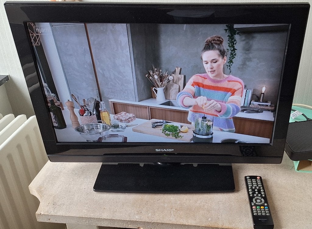Compacte Sharp 26 inch LCD TV – 2x HDMI, Audio, Tv en Foto, Ophalen, LED, 50 Hz, HD Ready (720p)