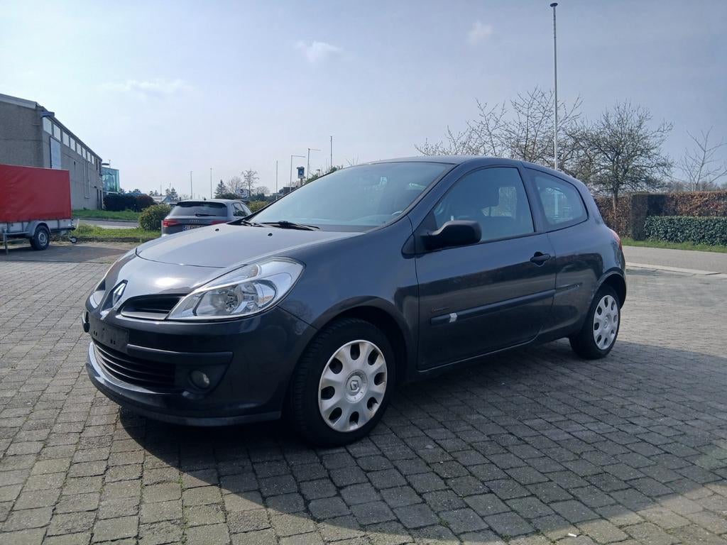 Renault Clio 1.2 met 70.000km/1ste eig., Auto's, Handgeschakeld, Particulier, Euro 4, 3 deurs