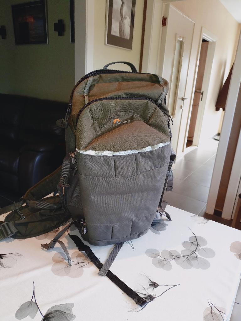 Lowepro Flipside Trek BP 450 AW Fotorugzak, Audio, Tv en Foto, Foto | Cameratassen, Ophalen, Zo goed als nieuw, Rugtas, Lowepro