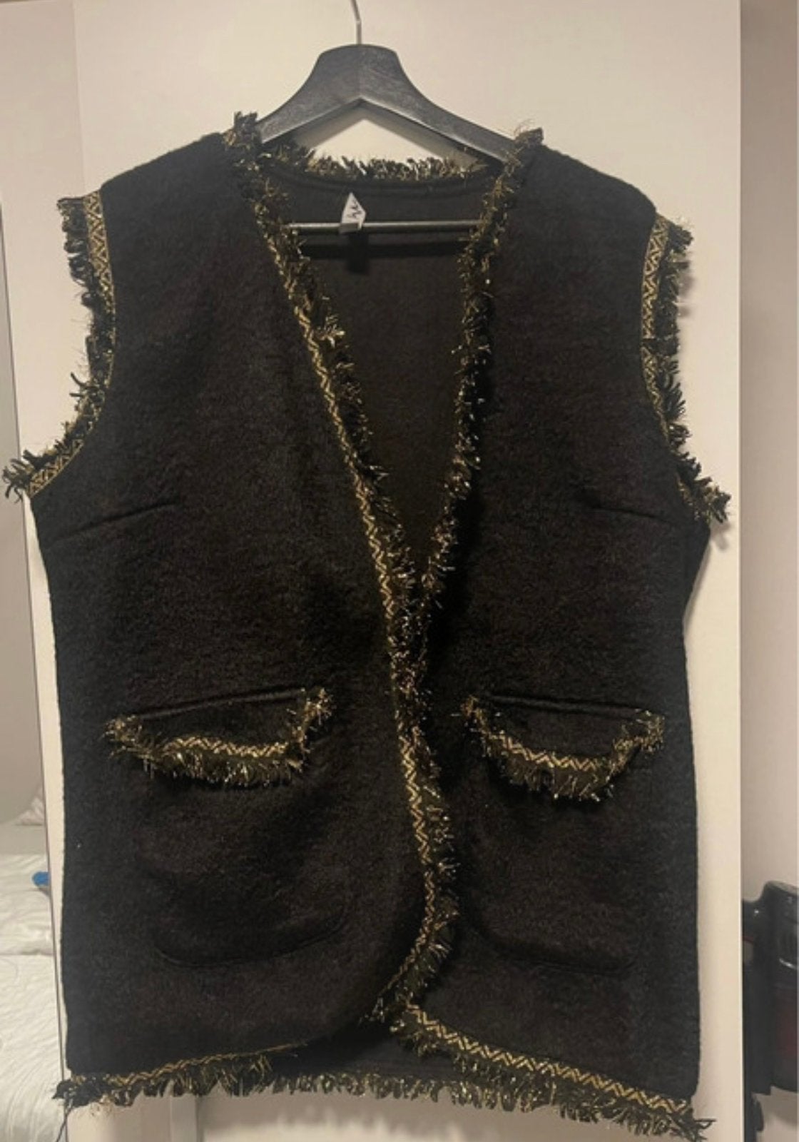 Zwarte bodywarmer met zakken, Kleding | Dames, Bodywarmers, Verzenden, Zo goed als nieuw, Maat 38/40 (M), Zwart