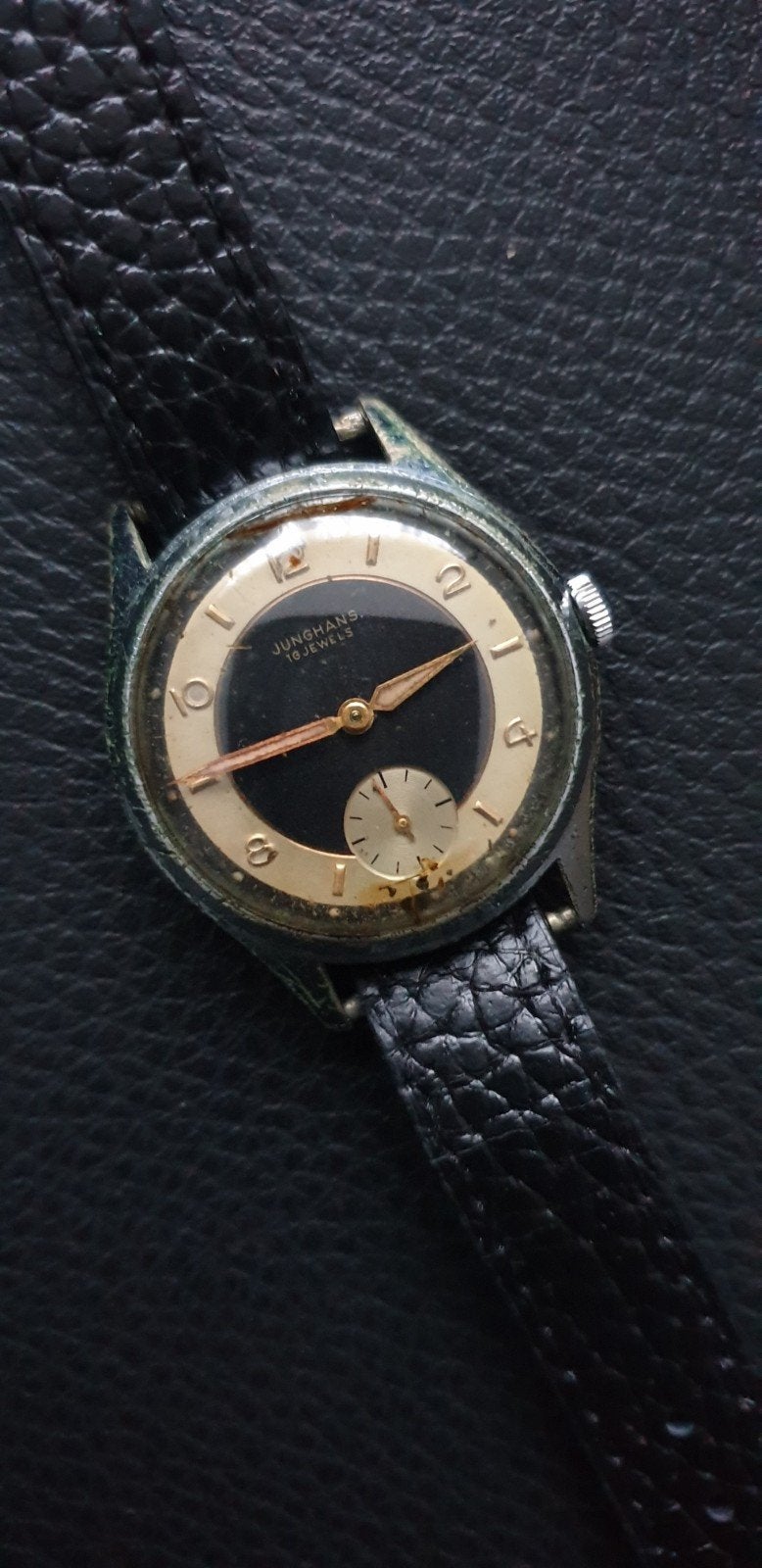 Belle montre militaire Junghans pour homme, Bijoux, Sacs & Beauté, Montres | Anciennes | Antiquités, Montre-bracelet, Autres marques
