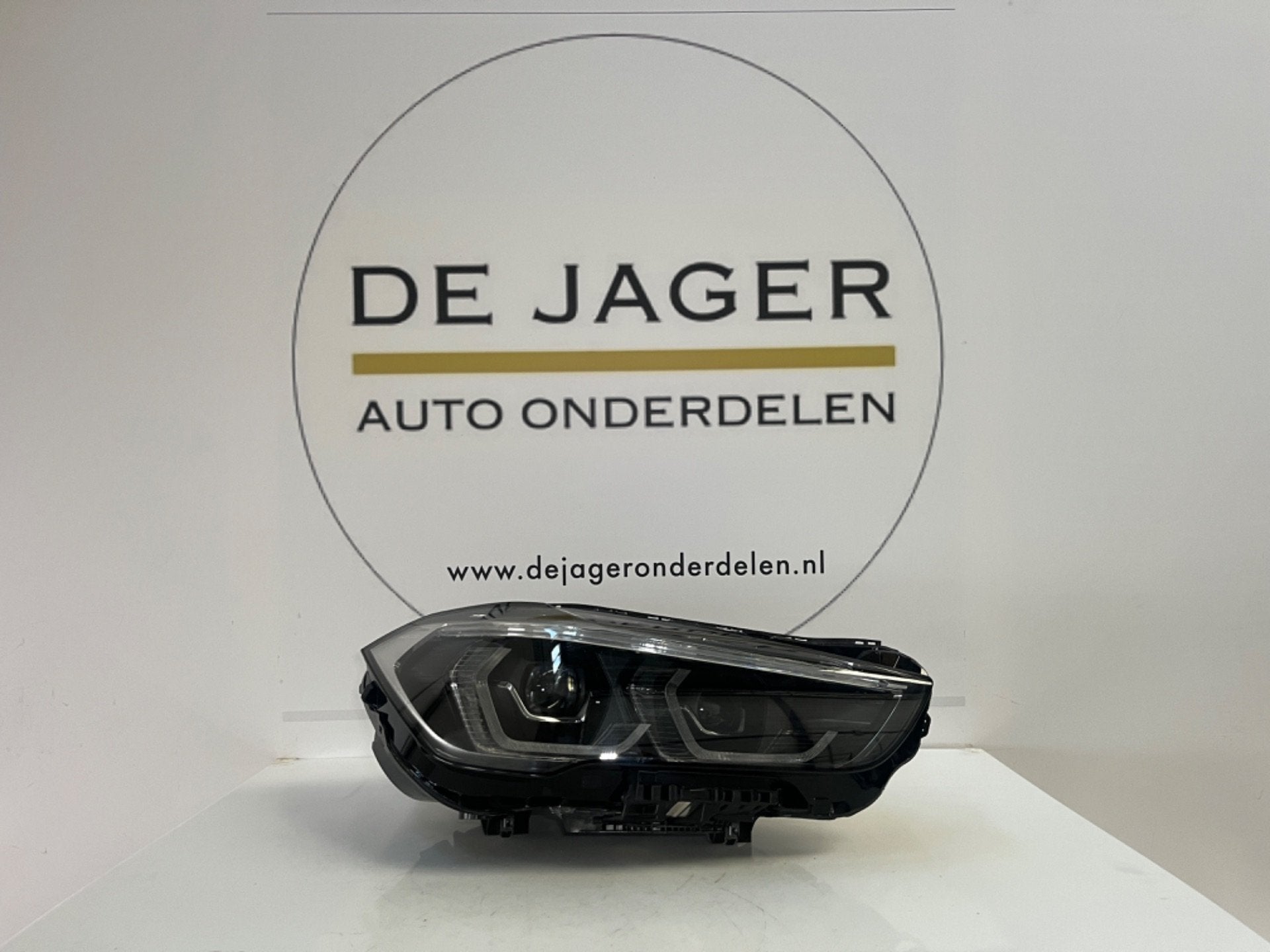 BMW X1 F48 FACELIFT VOL LED KOPLAMP RECHTS 63115A01172-02, Petuelring 130
80788  Munich, DE, Gebruikt, Info@bmw.de, BMW