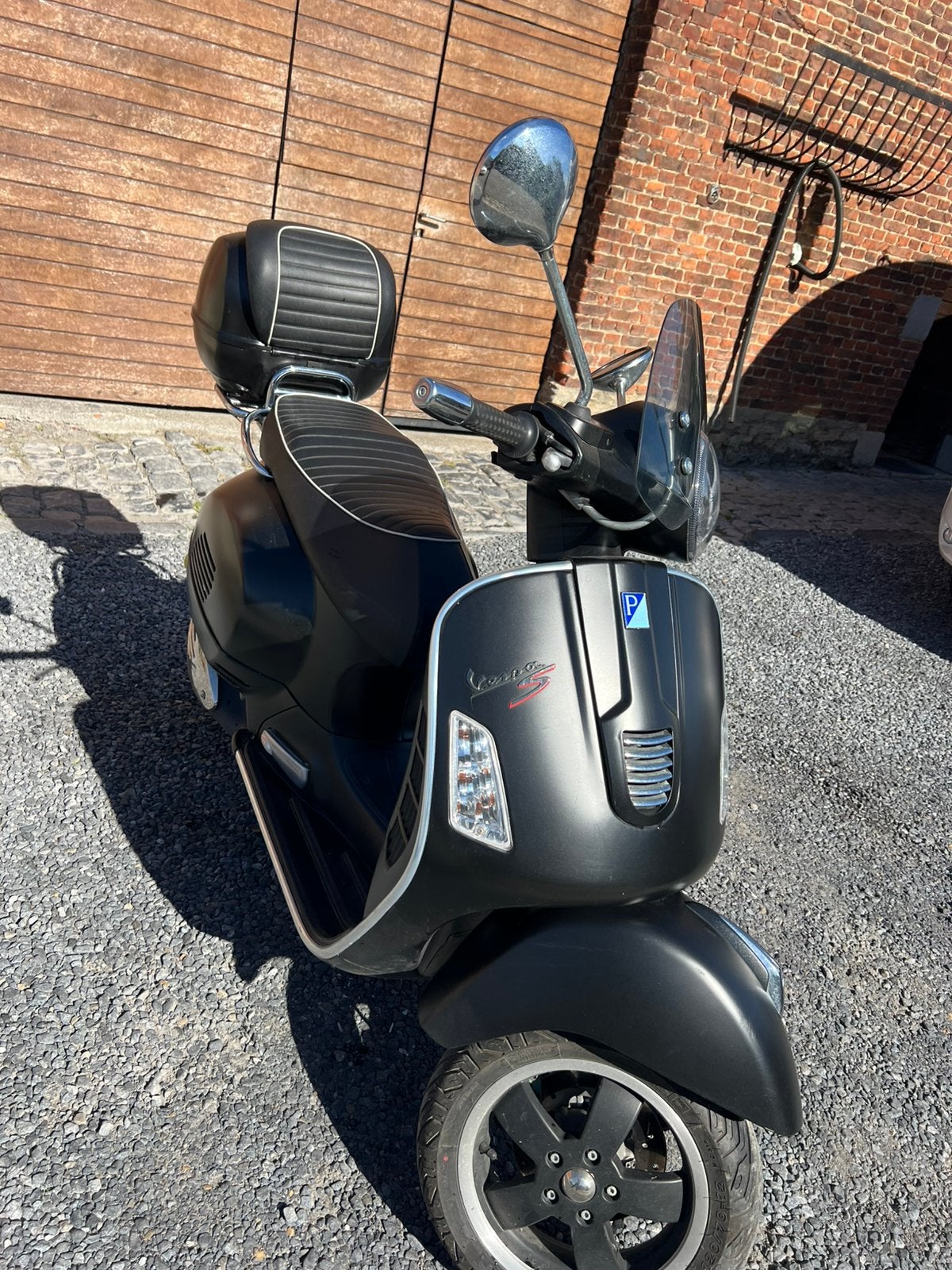 A vendre vespa 300 gt super, Ophalen, Zo goed als nieuw