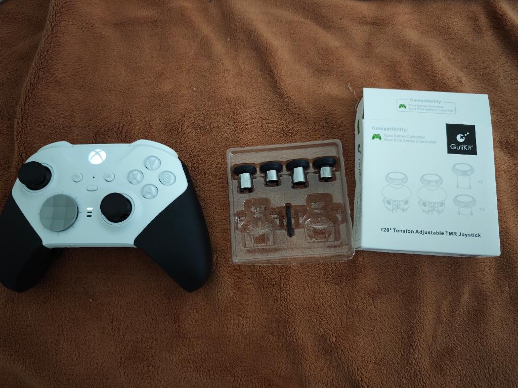 Manette Xbox Elite Series 2 avec sticks TMR, Consoles de jeu & Jeux vidéo, Sans fil, Xbox Series S, Comme neuf, Enlèvement
