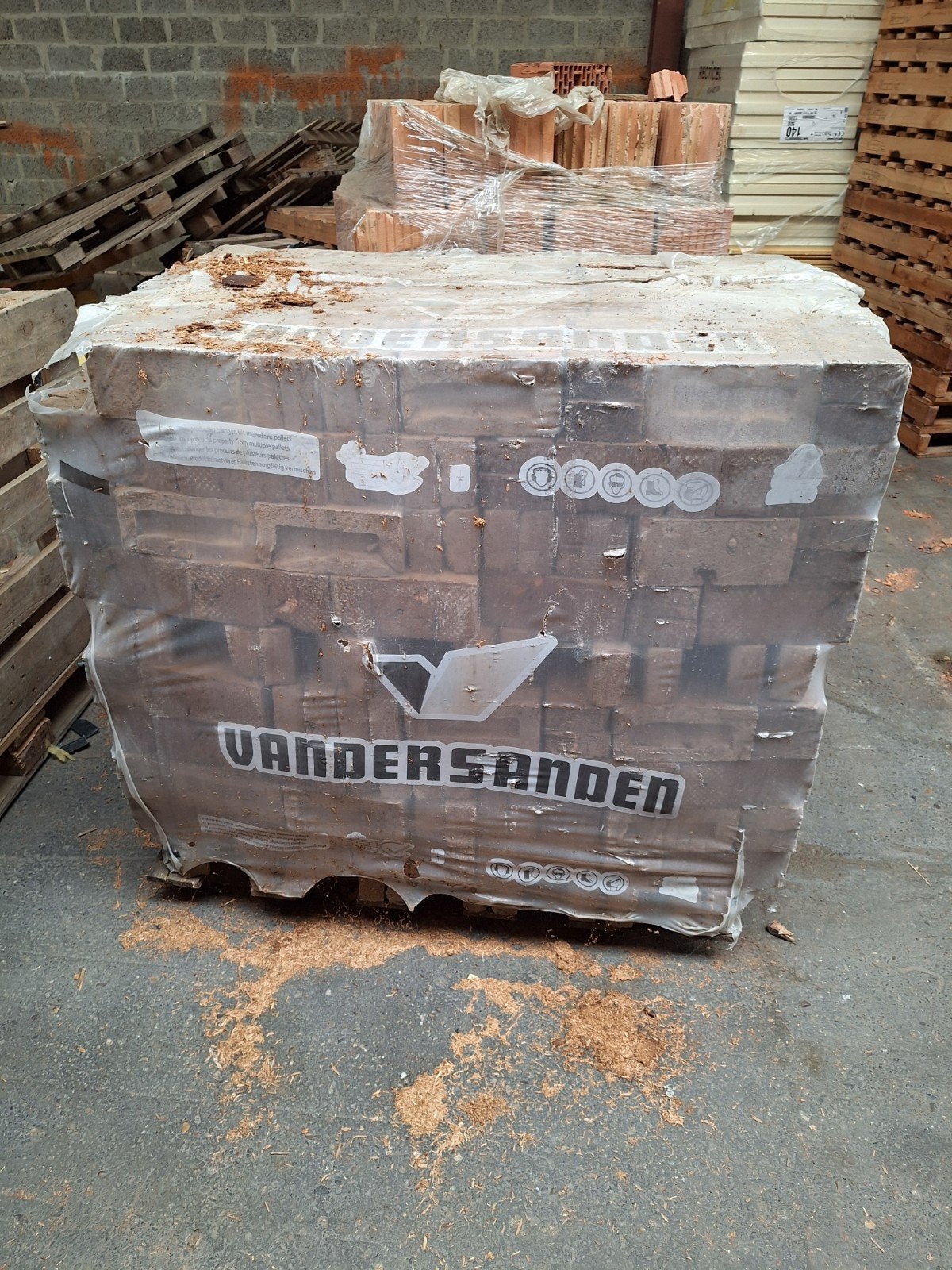 1 PALLET VANDERSANDEN GEVELSTENEN 190€, Enlèvement, Neuf, Briques
