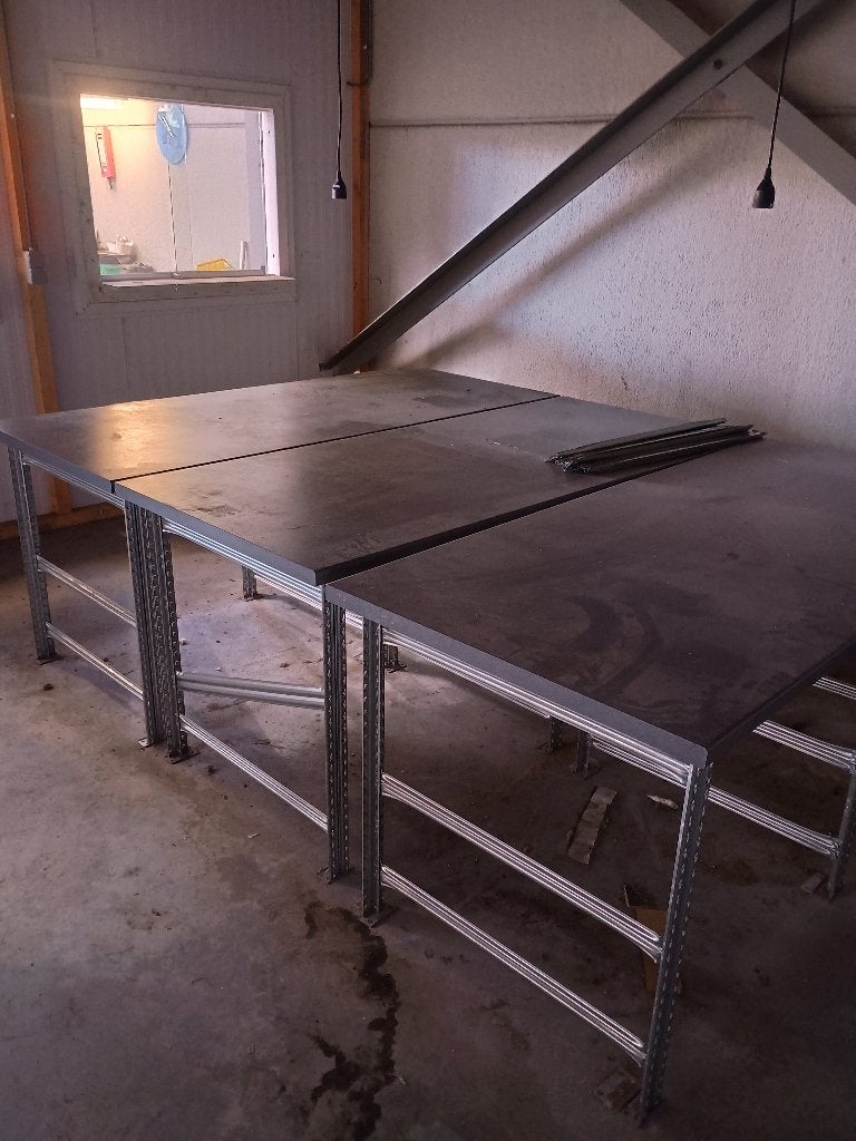 2 grote tafels te koop., Enlèvement, Utilisé
