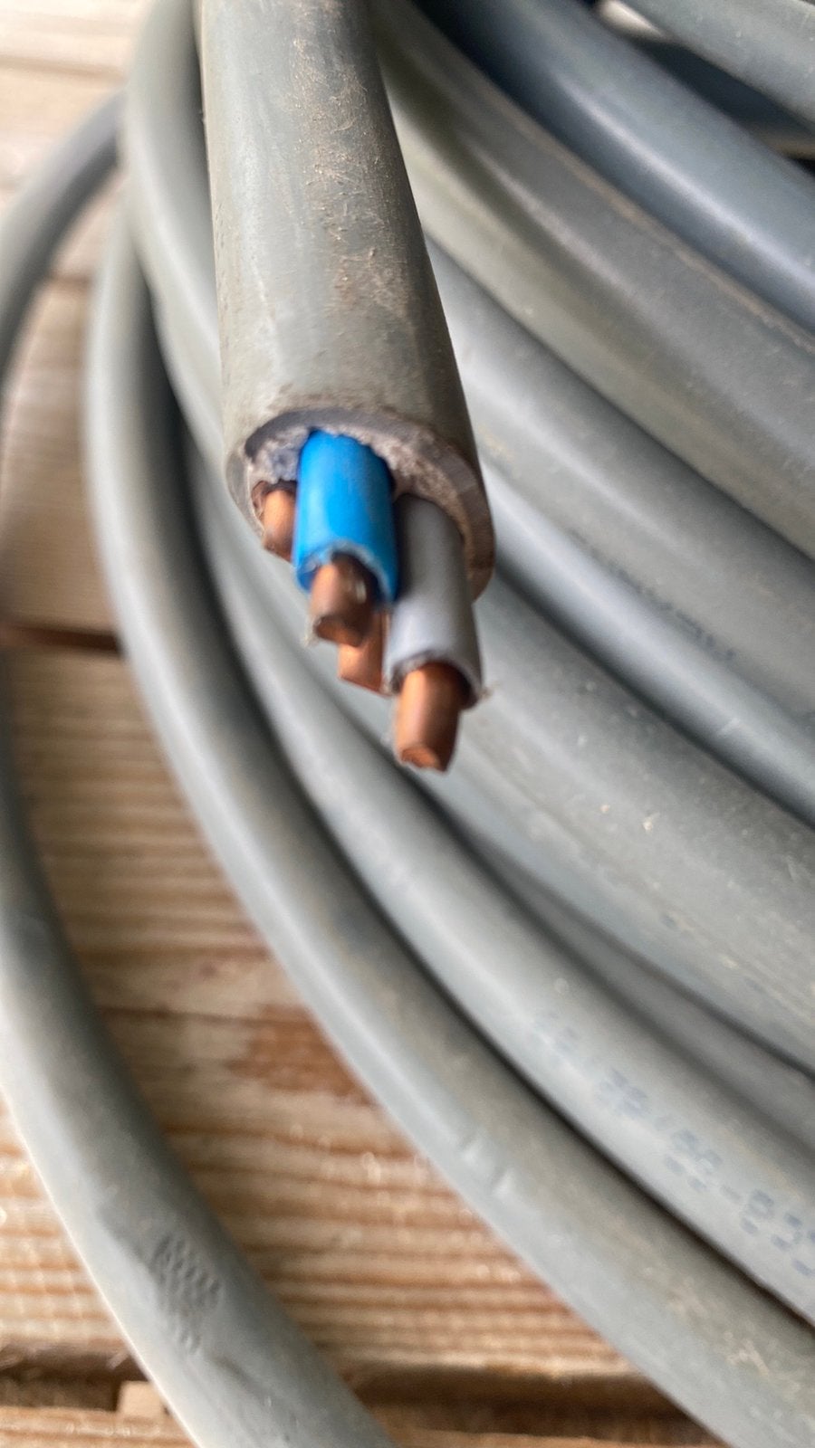 Overschot zware kabel: 4g4,4g16,5g16,5g10,4x25,4g25,aarding, Enlèvement, Comme neuf