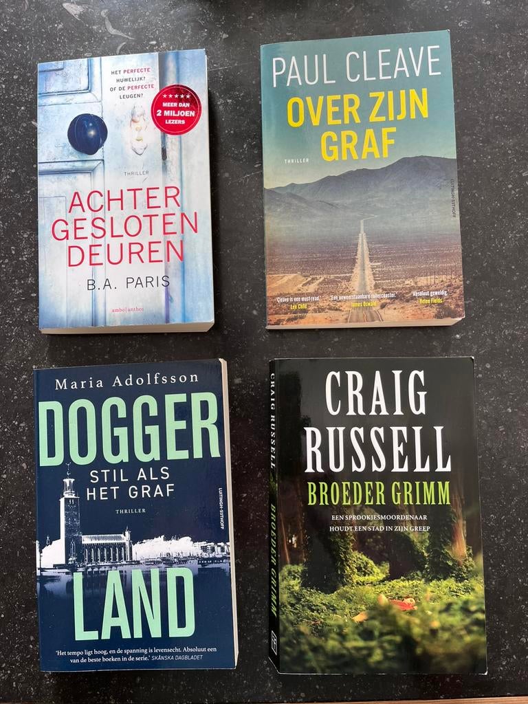 4 Ijzingwekkende thrillers, Ophalen of Verzenden, Zo goed als nieuw
