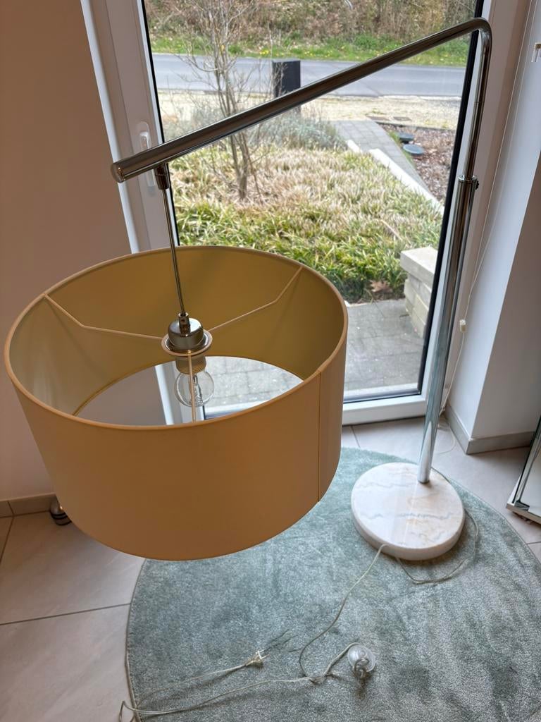 Grote booglamp – perfecte sfeerverlichting boven zetel, Enlèvement, Comme neuf, 150 à 200 cm