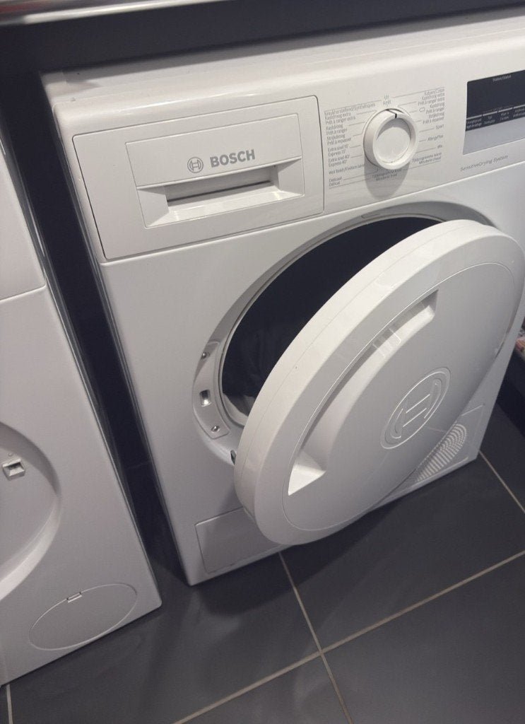 Bosch Serie 4 condensdroger, AutoDry, werkt perfect, Ophalen, Gebruikt, Voorlader, Condens